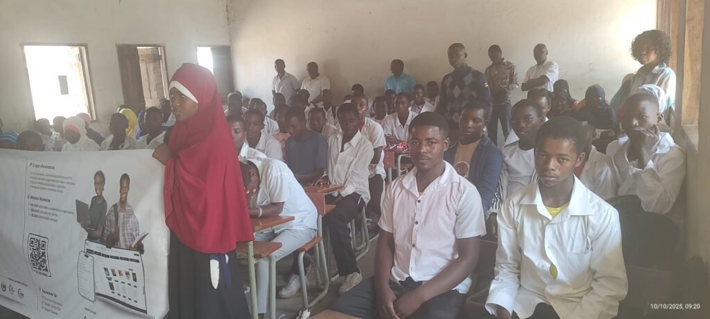 Livromoz Moçambique leva a educação digital à Escola Secundária de Milige e inspira jovens para o futuro da leitura